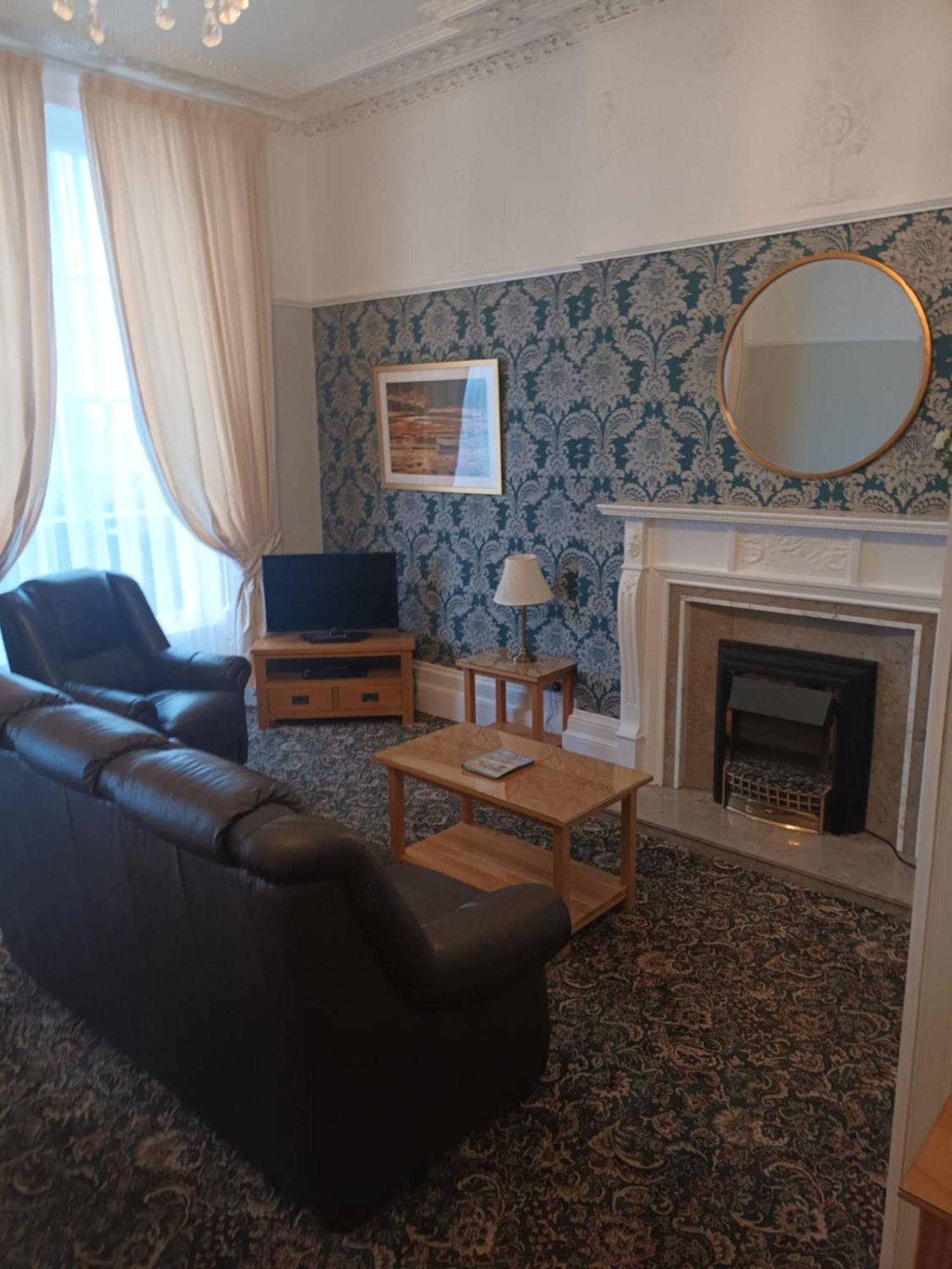 Eden Vale Ground Floor Sea View Apartment 모아캠비 외부 사진
